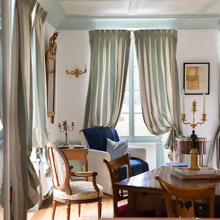 Chateau De Marnand - Historique Apartment *