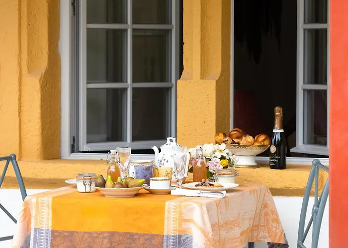 Chateau De Marnand - Louis Xvi *